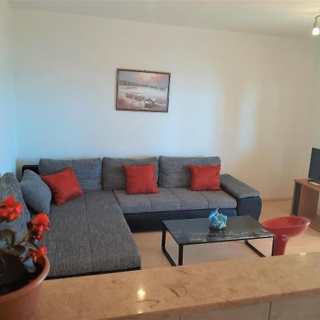 Cozy Apartments With Sea View Novi Vinodolski Zewnętrze zdjęcie