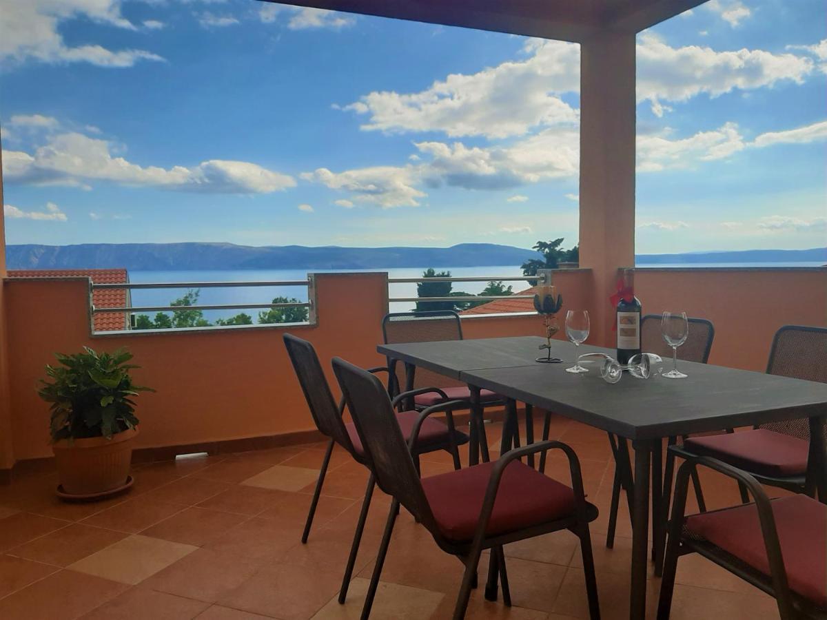 Cozy Apartments With Sea View Novi Vinodolski Zewnętrze zdjęcie