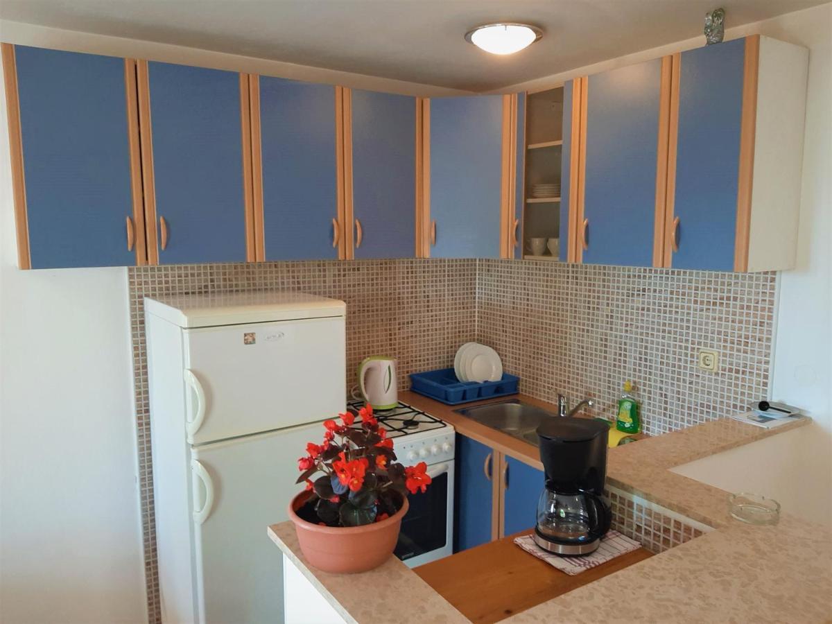 Cozy Apartments With Sea View Novi Vinodolski Zewnętrze zdjęcie
